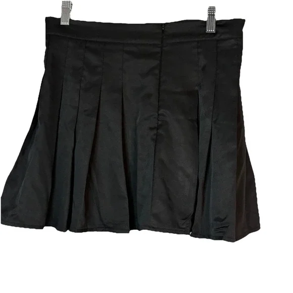 ROMWE Women L Solid Pleated Mini Skirt Black Y2K Trendy Preppy Grunge Goth - Picture 2 of 6